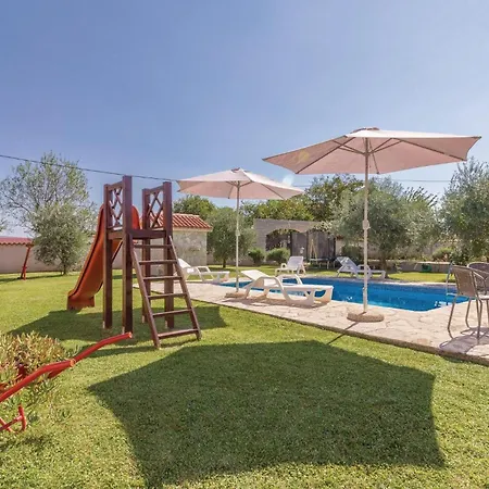 Holiday home 2 Bedroom Beautiful In