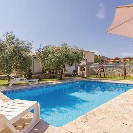 Holiday home 2 Bedroom Beautiful In